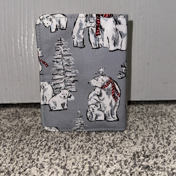 Vera Bradley Passport Cover- Beary Merry - Picture 2 of 3